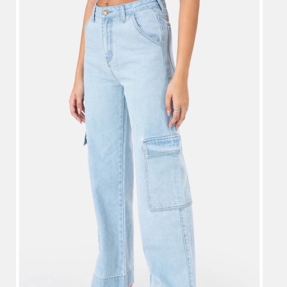 Adika High-Waisted Groove Flared/Wide Cargo Jeans Light-Wash Size M